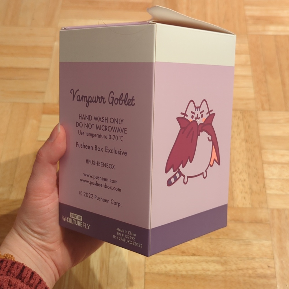Pusheen Vampire Glass - Picture 4 of 5